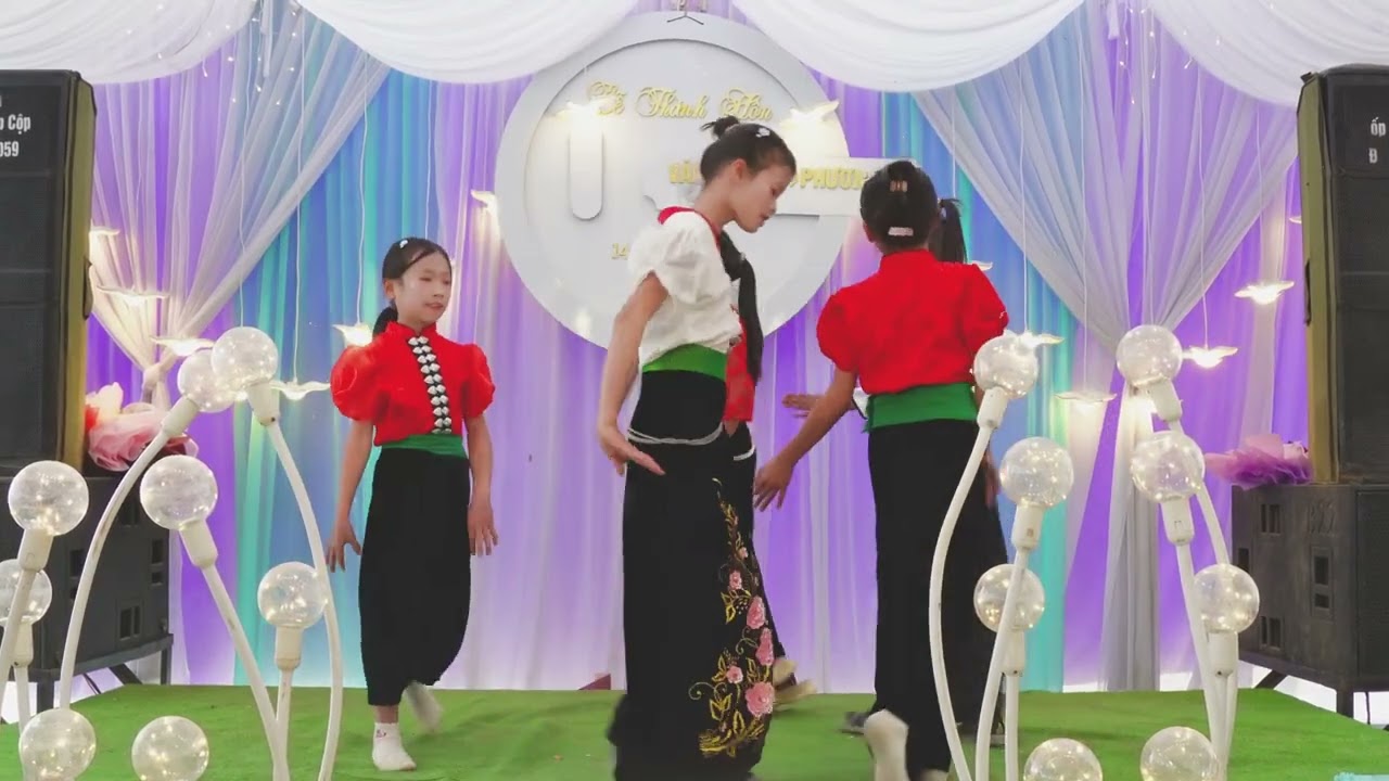 Nhóm nhảy nhí mừng đám cưới 💕💝💓 | Lễ Thành Hôn| Văn Sinh 💕 Phương Lan