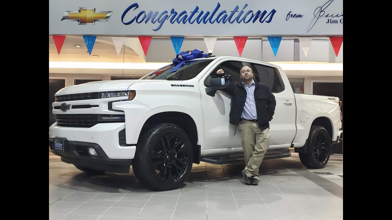 OFFICIAL REVIEW of 2020 CHEVROLET SILVERADO RST 6.2 L 420 HP 460 FT-LB Torque