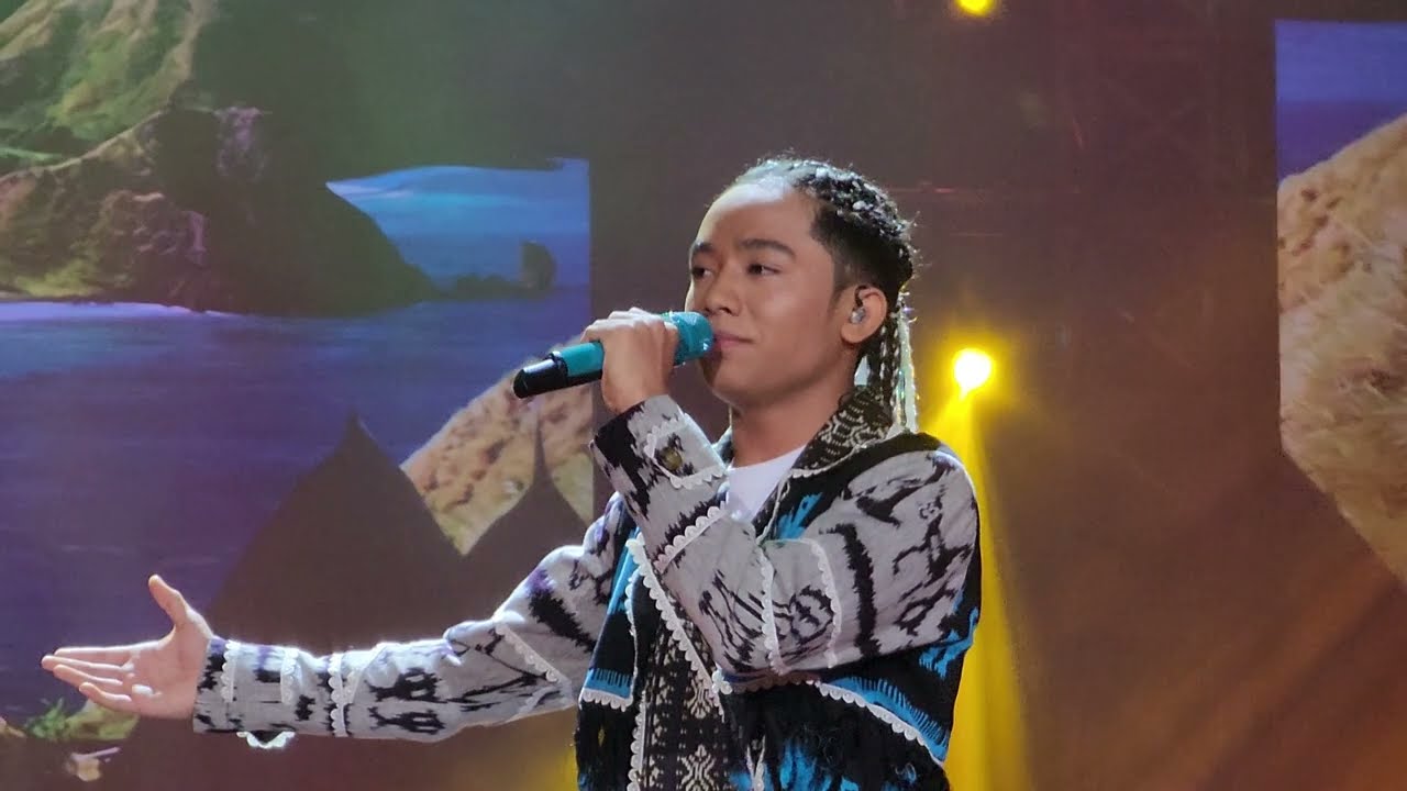 Lagu NTT on Concert Onyo !!!  Jaga Perasaan & Sahabat Kecil - Betrand Putra Onsu at Its My First