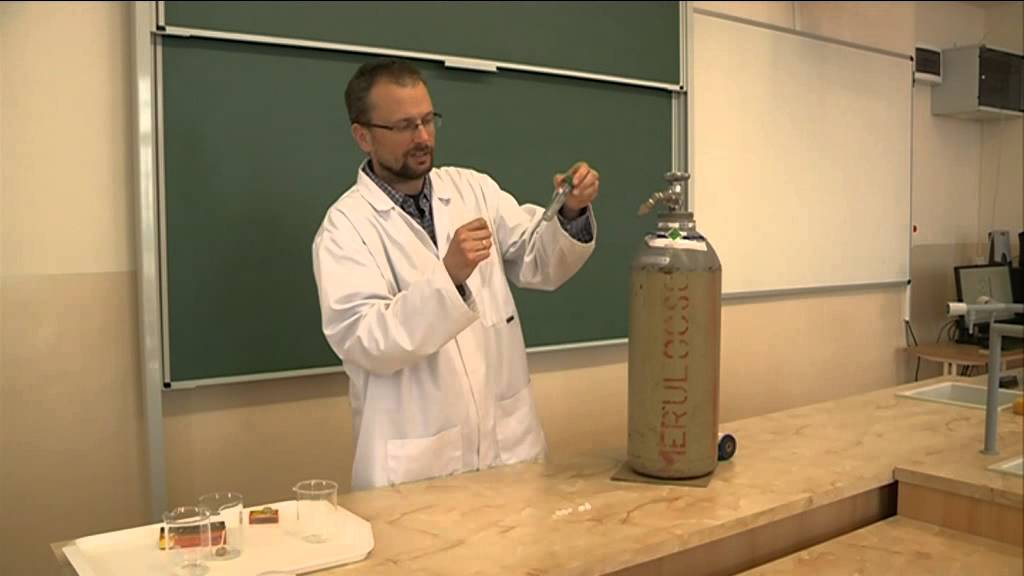 Kísérletek szárazjéggel