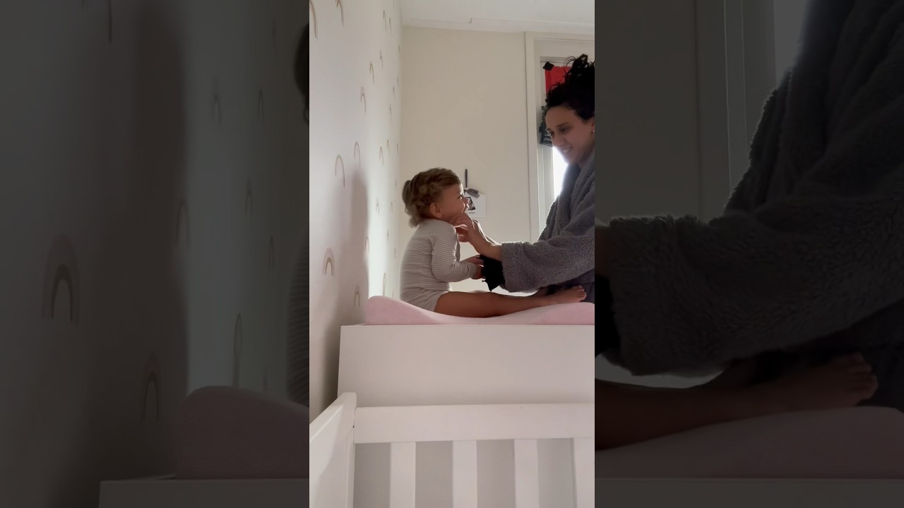 Onze ochtend samen met zijn twee 👶🏻❣️#girlmom #shortsyoutubevideos #fyp #feed