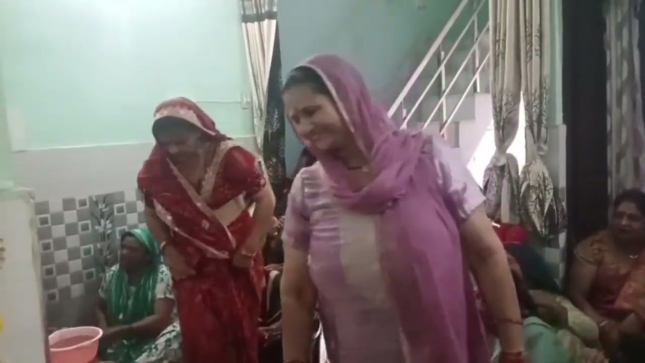 लाल जोडे में सज धज आई रे#शादी में गाया जाने वाला गीत #लाईक#डांस।।