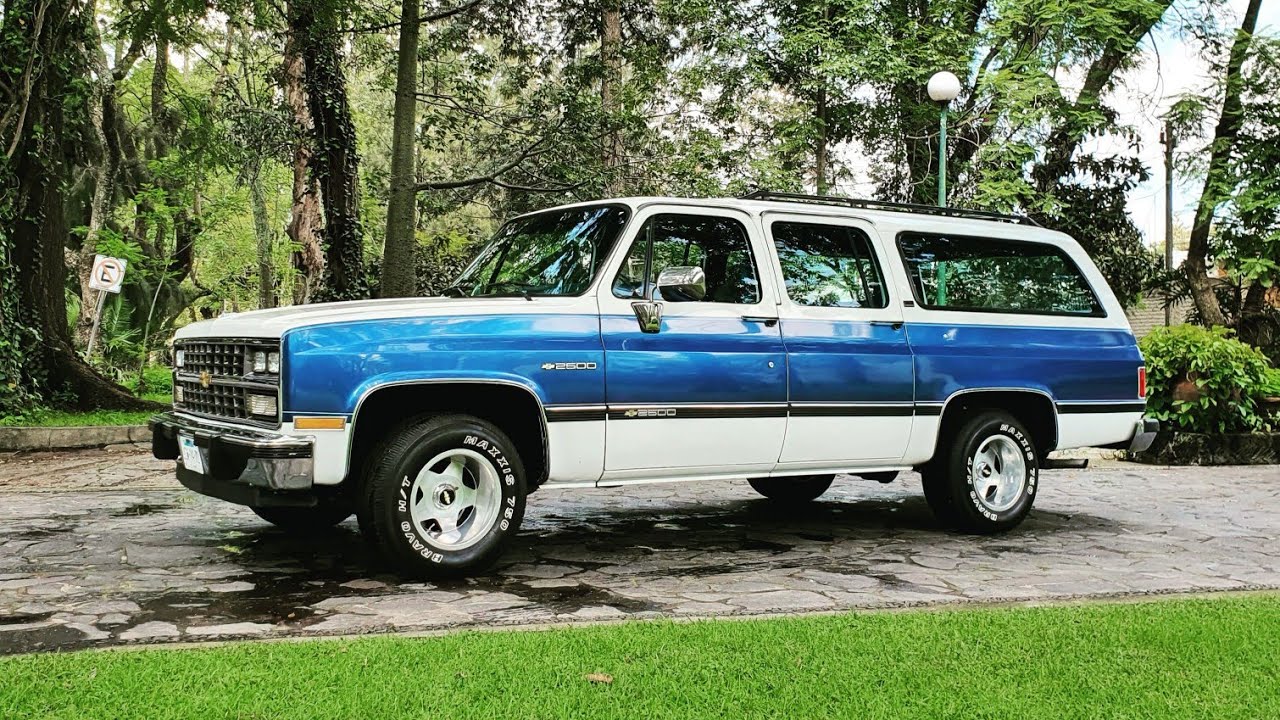 Chevrolet Suburban 1991 Después De 30 años Sigue Siendo la Reina del Camino Nostalgia sobre Ruedas