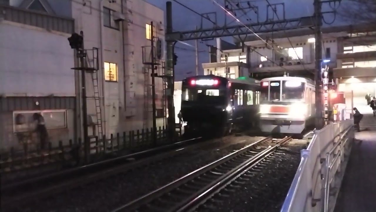相鉄10000系10702編成各停横浜行&東急目黒線3000系3105編成各停湘南台行