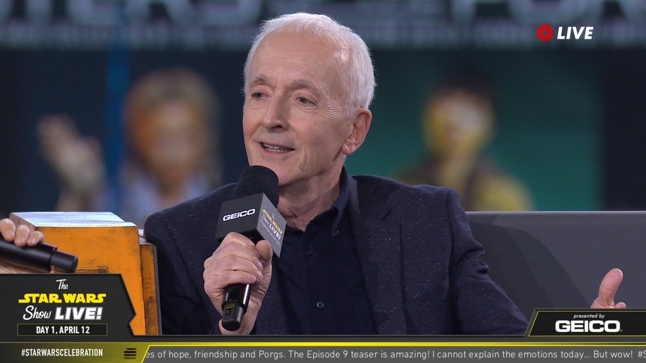 Anthony Daniels Takes The Stage At SWCC 2019 | The Star Wars Show Live!