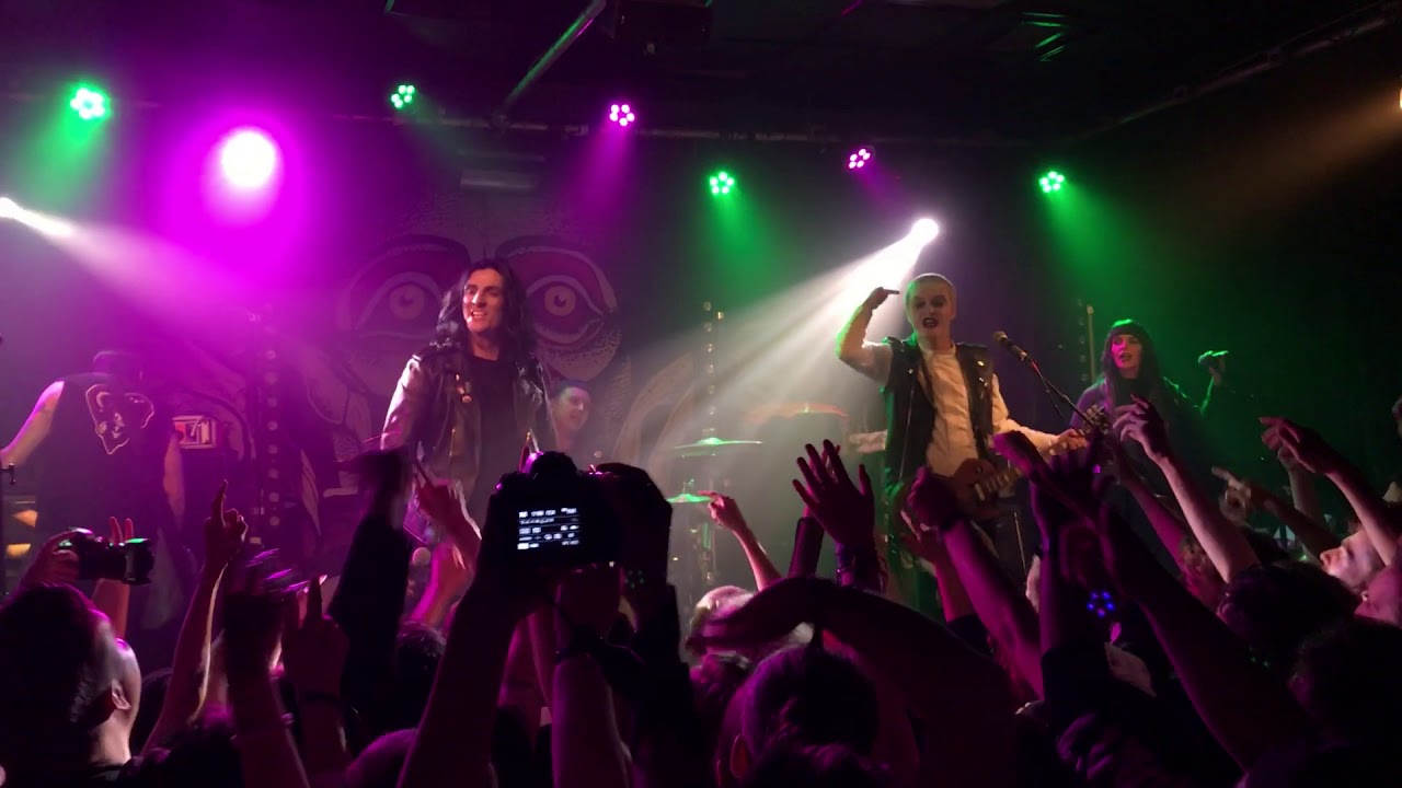 Creeper - Hiding With Boys (Live) at Joiners, Southampton 30.10.17
