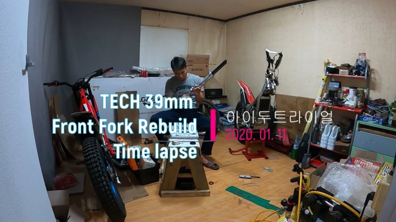 Tech 39mm Suspension Rebuild Time lapse