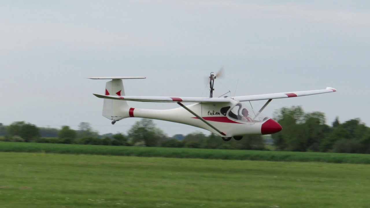 Motoplaneur d10 tukan