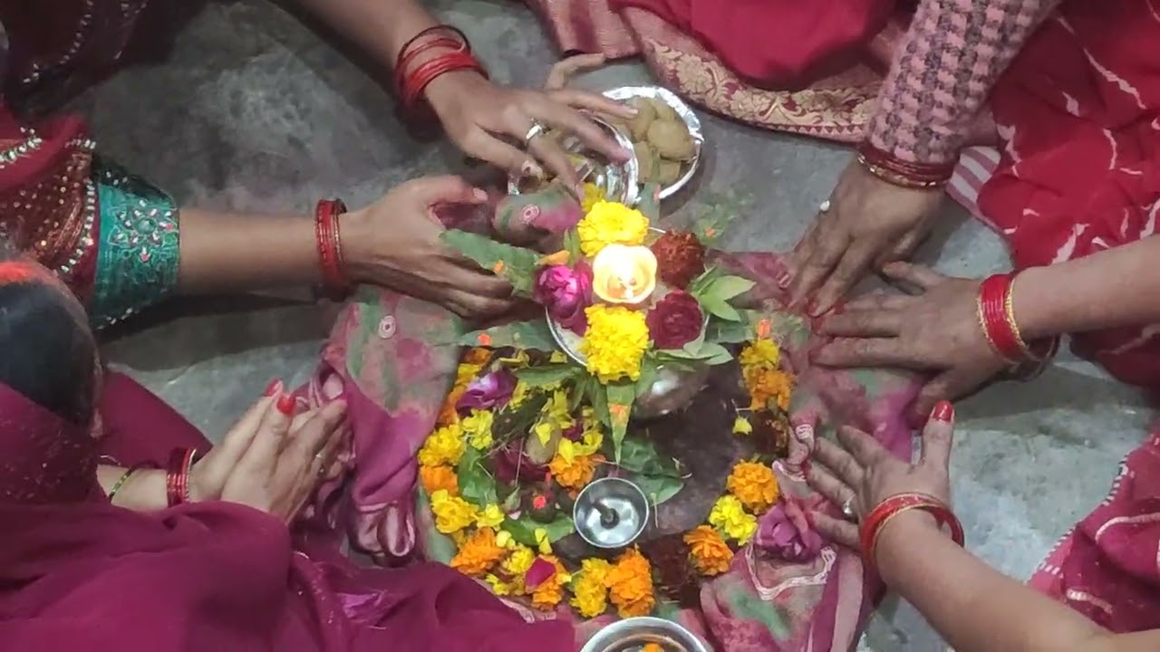 तुरंत मैया का पैर दबाते समय का गीत 🌹🌹 ममता तिवारी 🙏🙏💐