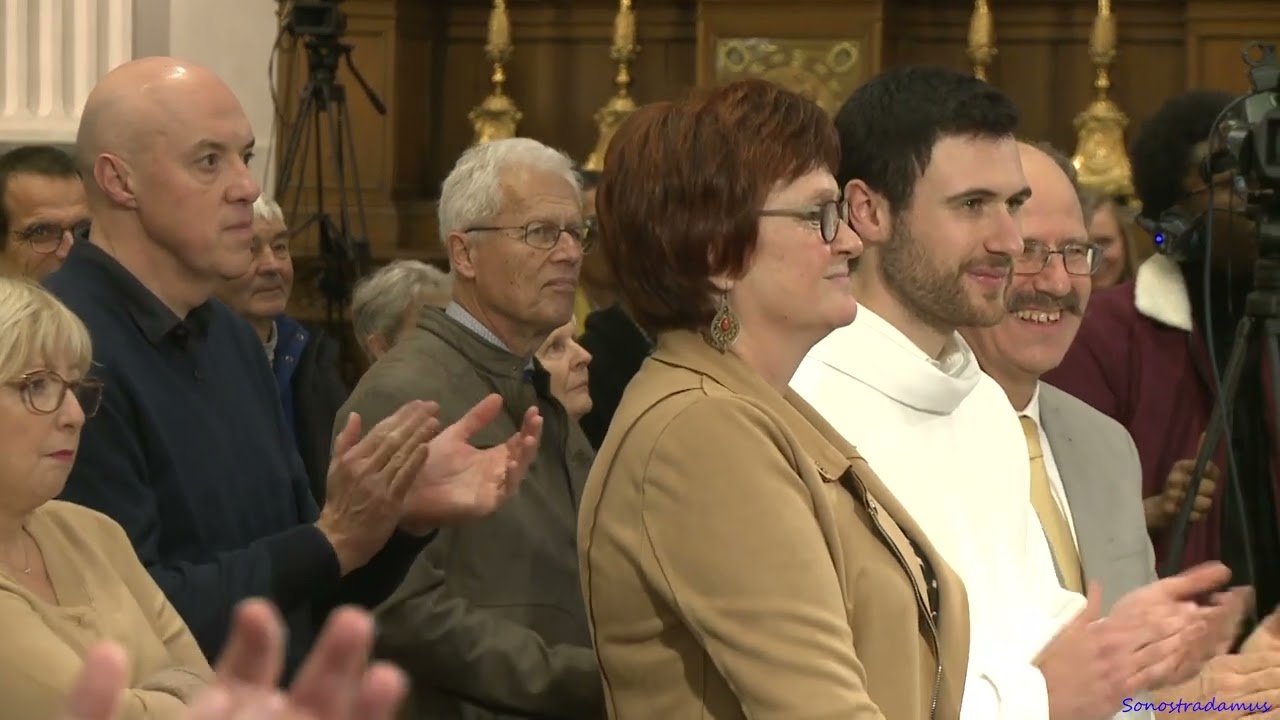 ordination diaconale d'Antoine Poivre, 16/11/2025. Eglise Saint-Quentin, Peruwelz, par Mgr Harpigny