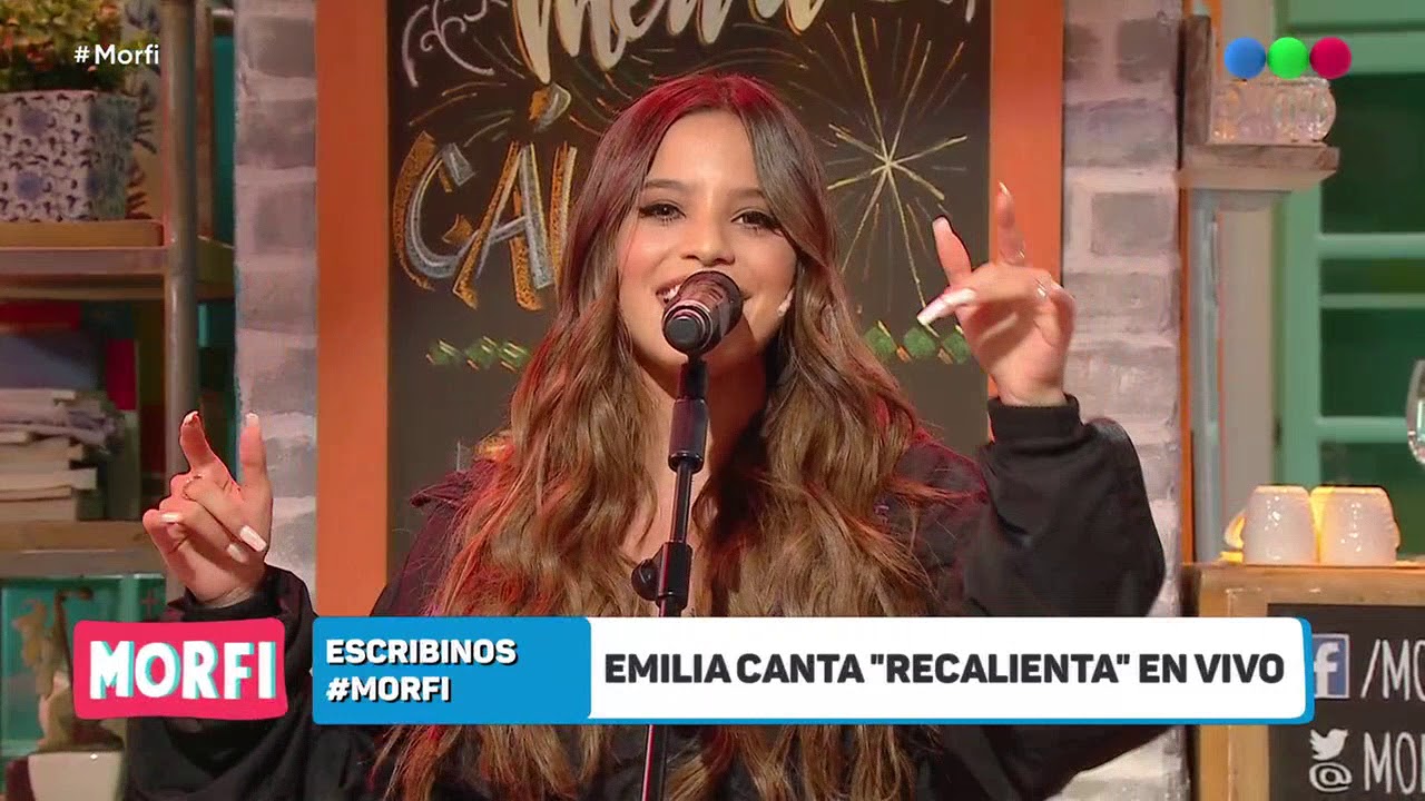 Emilia canta 