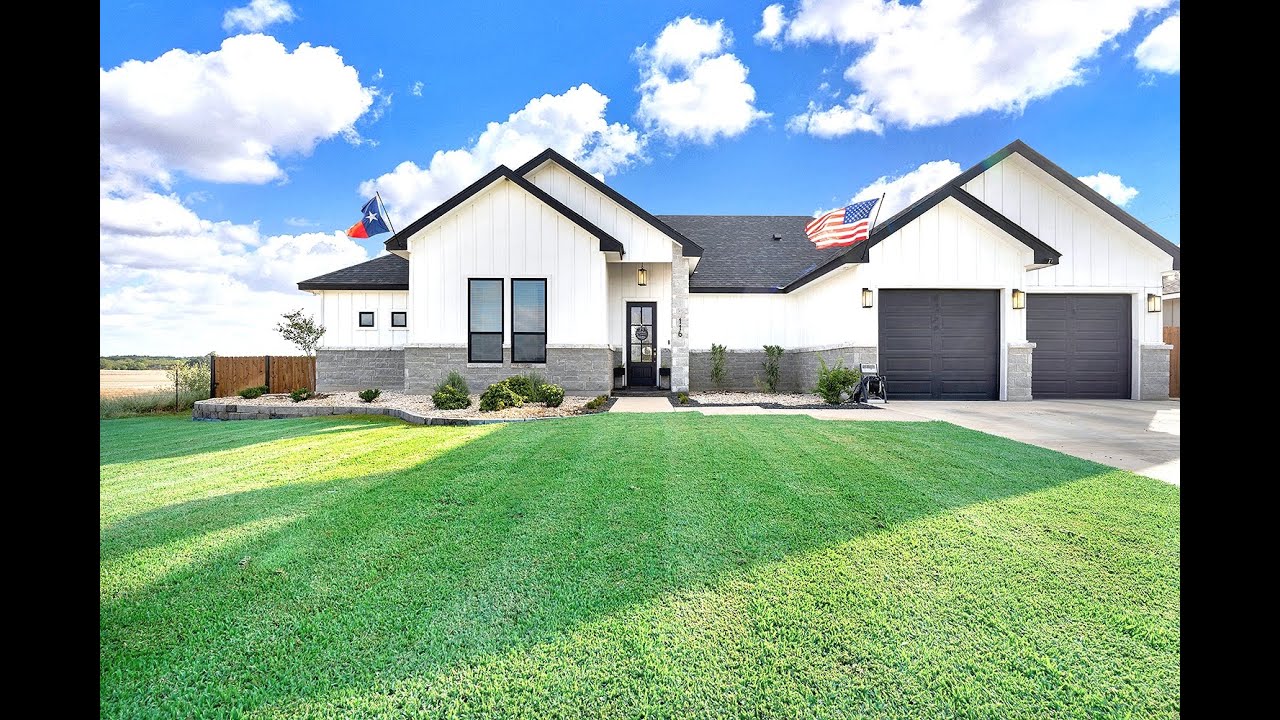 116 PARK HEIGHTS     POTH, TX