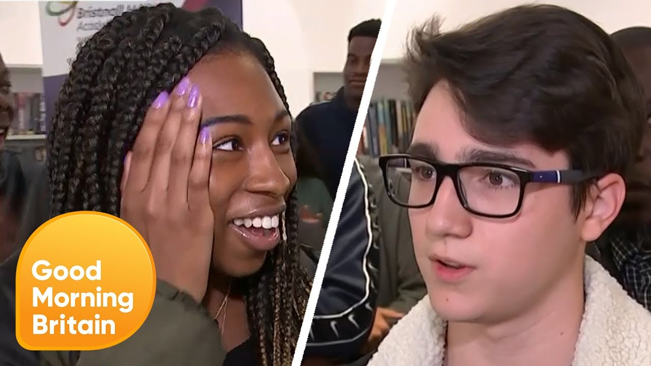 Ученики, сдающие экзамены GCSE, объявляют результаты в прямом эфире! | Доброе утро, Британия