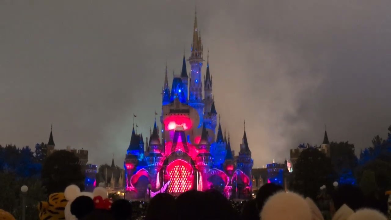 Tokyo Disneyland - Reach for the Stars (2025)