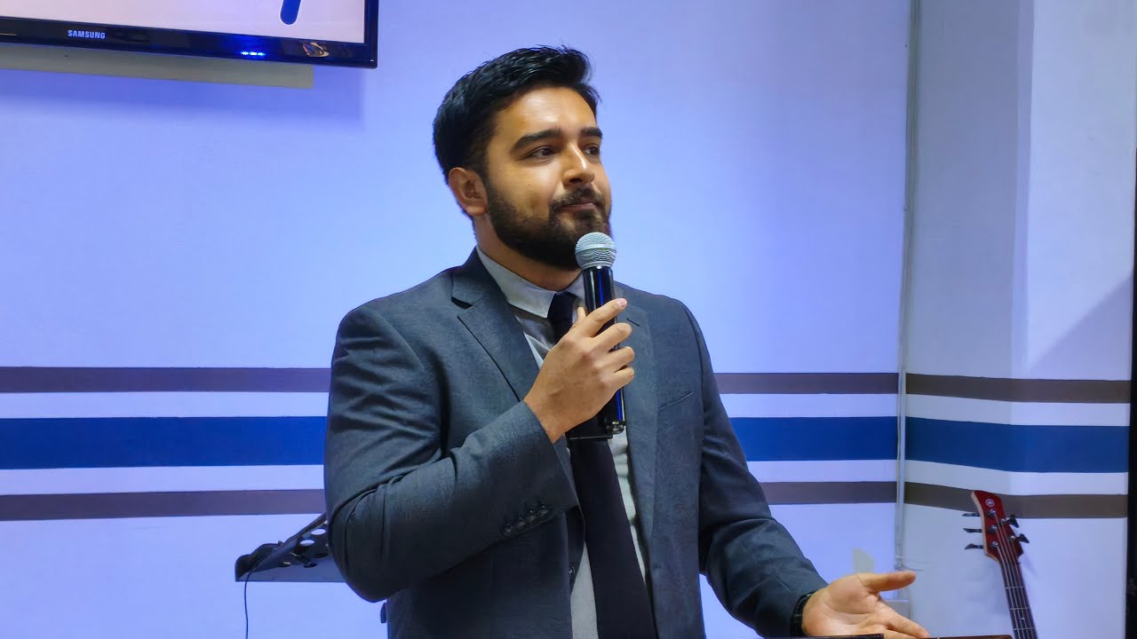 Avanzando al Futuro | Eliab Santiago