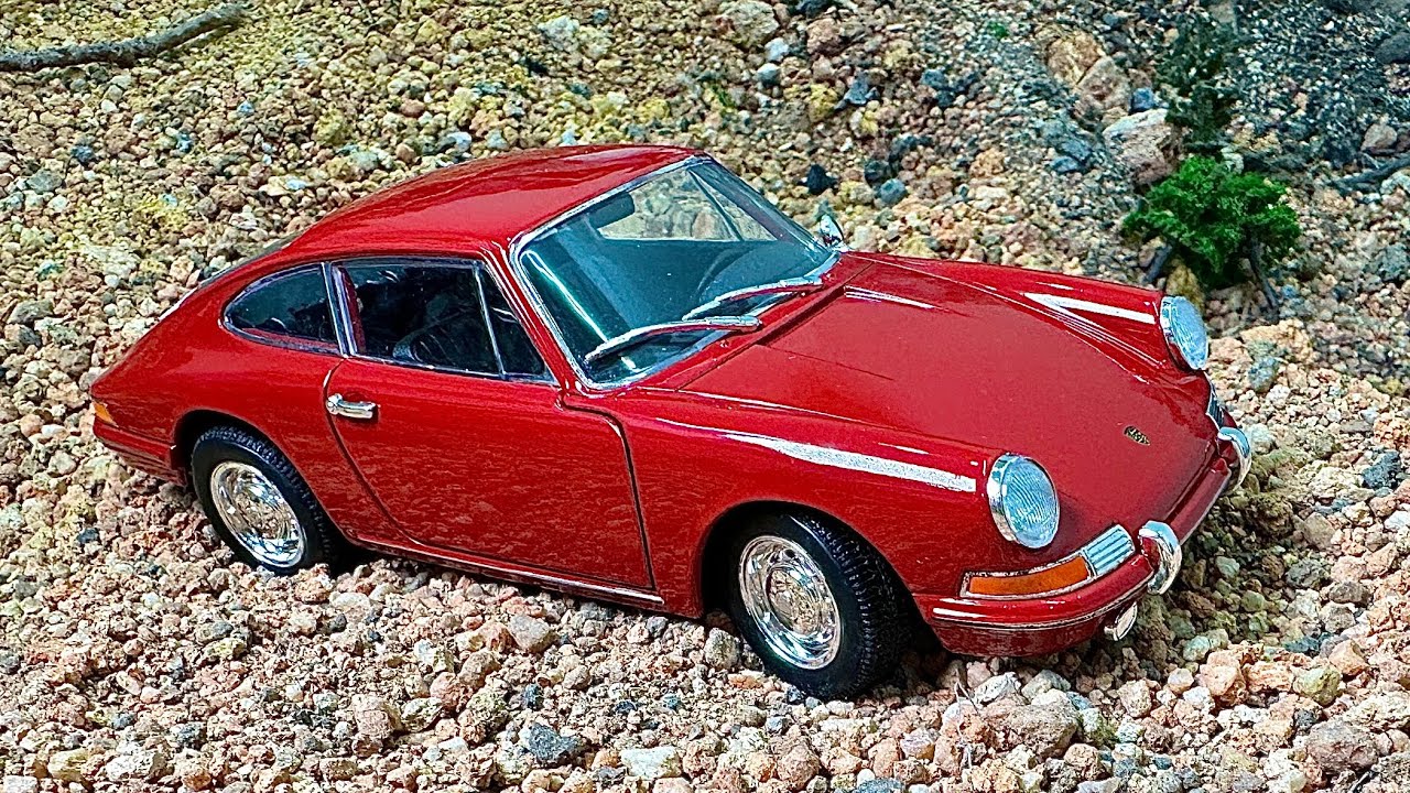 Porsche 911 (1:24 by WELLY)