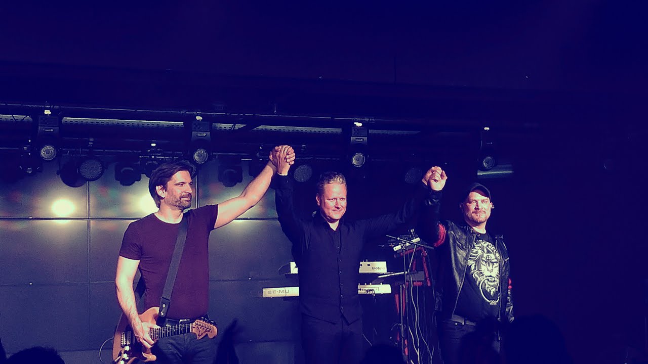 Hauber Zsolt - Újra játssza II, Akvárium Klub