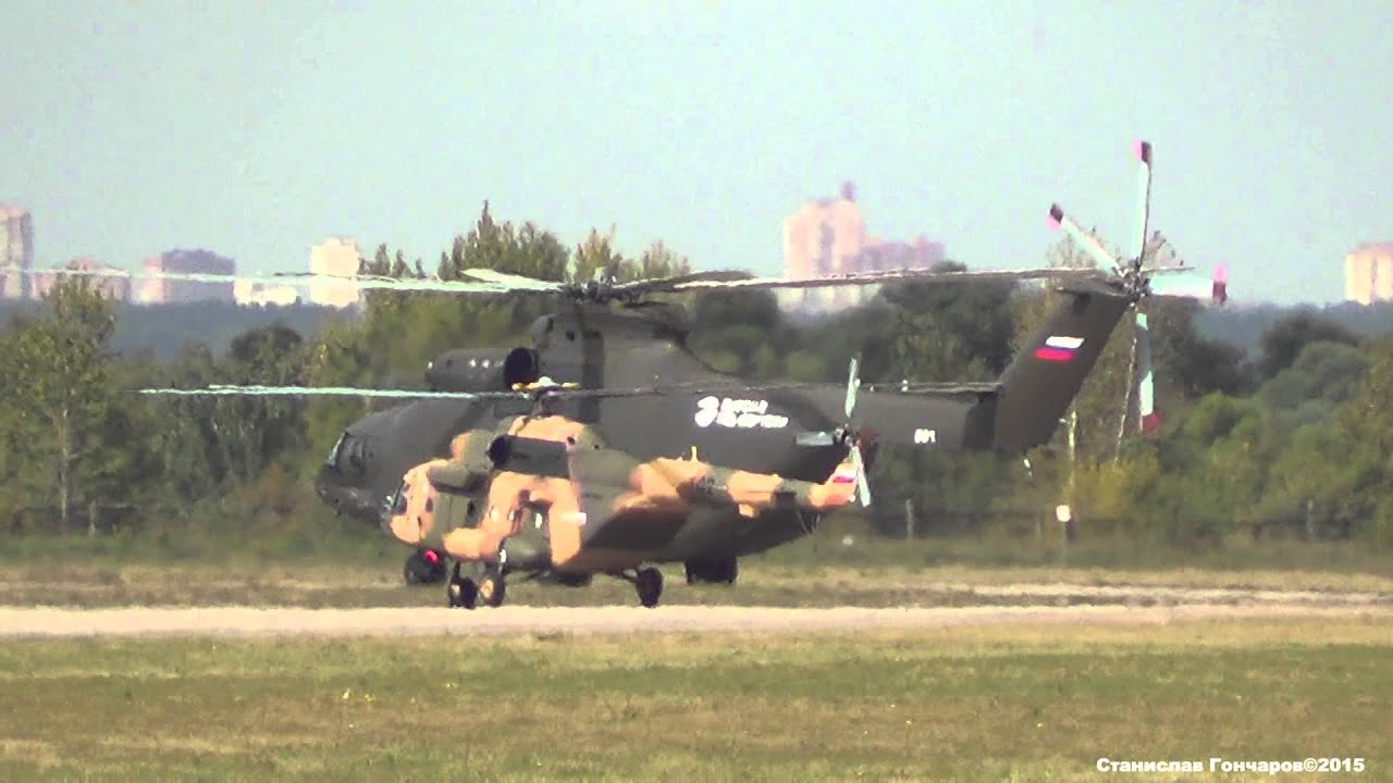 МИ-26Т2 и МИ-8 MAKS-2015