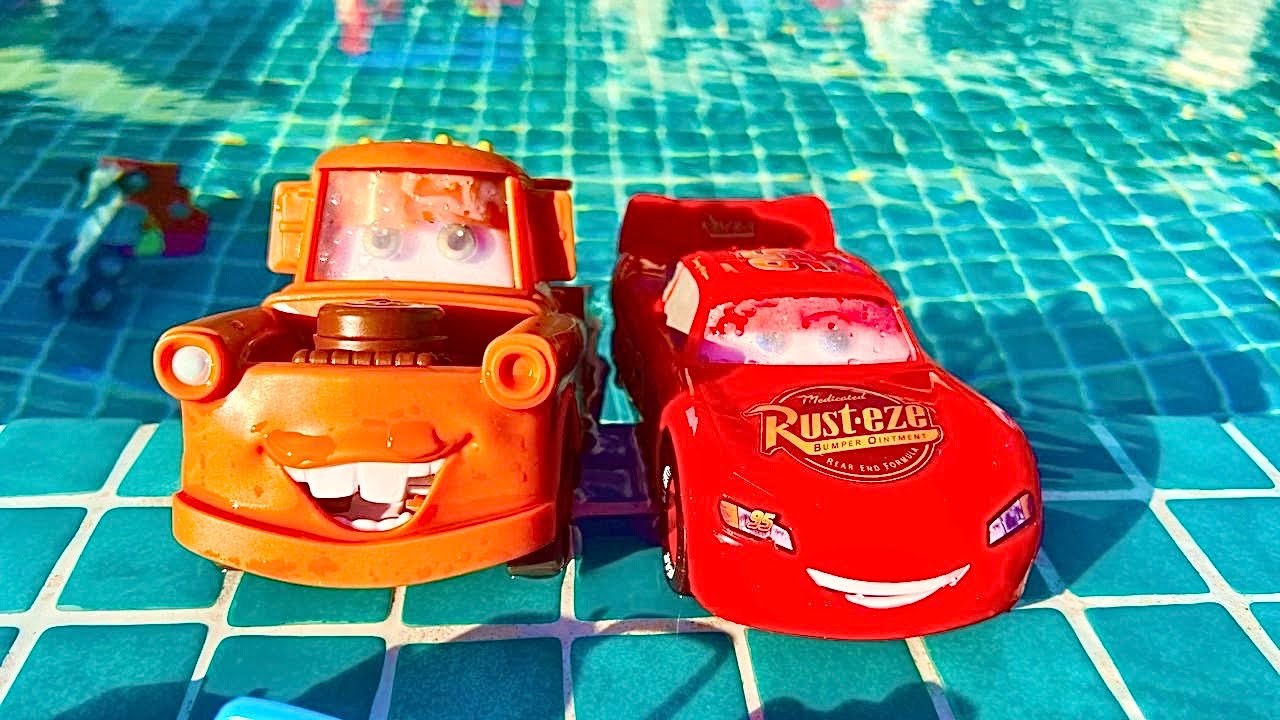 Disney Pixar Cars toys Review | Lightning McQueen, Finn McMissile, Mack, Doc Hudson,Cruz Ramirez