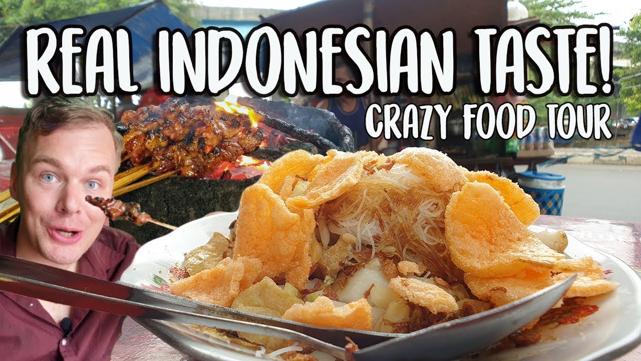 Indonesian Street food full with peanut sauce! Ketoprak & Sate Kambing (Goat Satay)