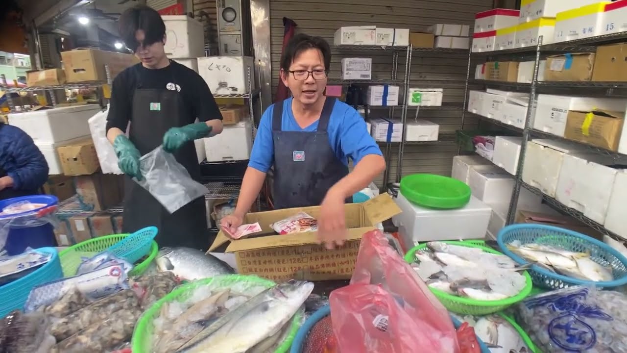 小季海鮮叫賣 台中市北區柳川西路四段82號（0125）