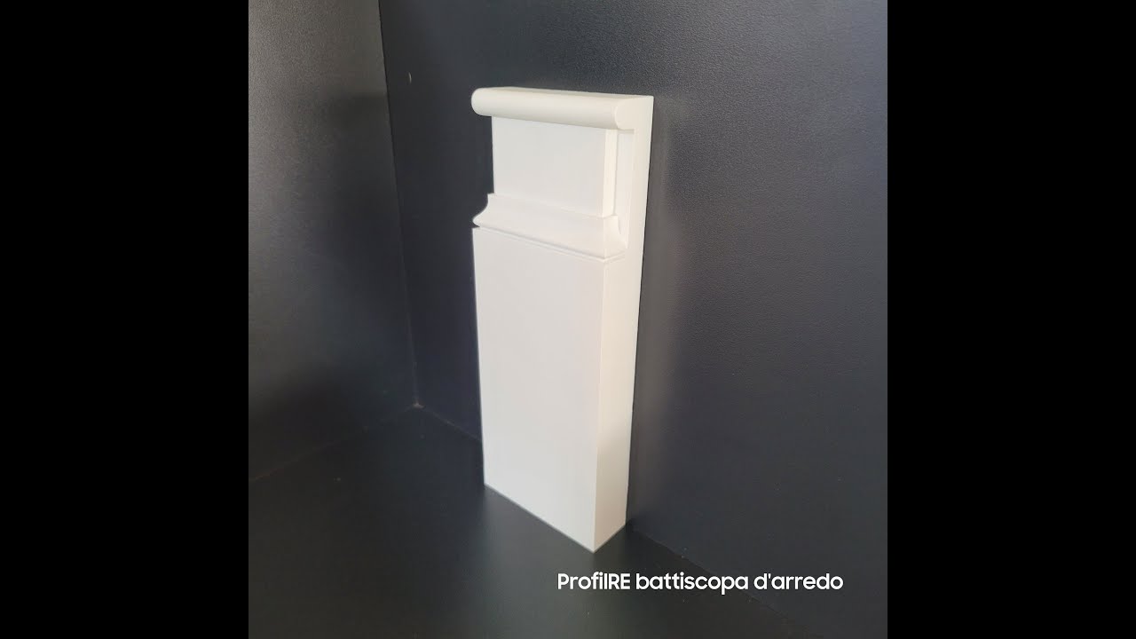 Coppia di basi a torre per porta finale battiscopa in duro polimero per battiscopa spessi
