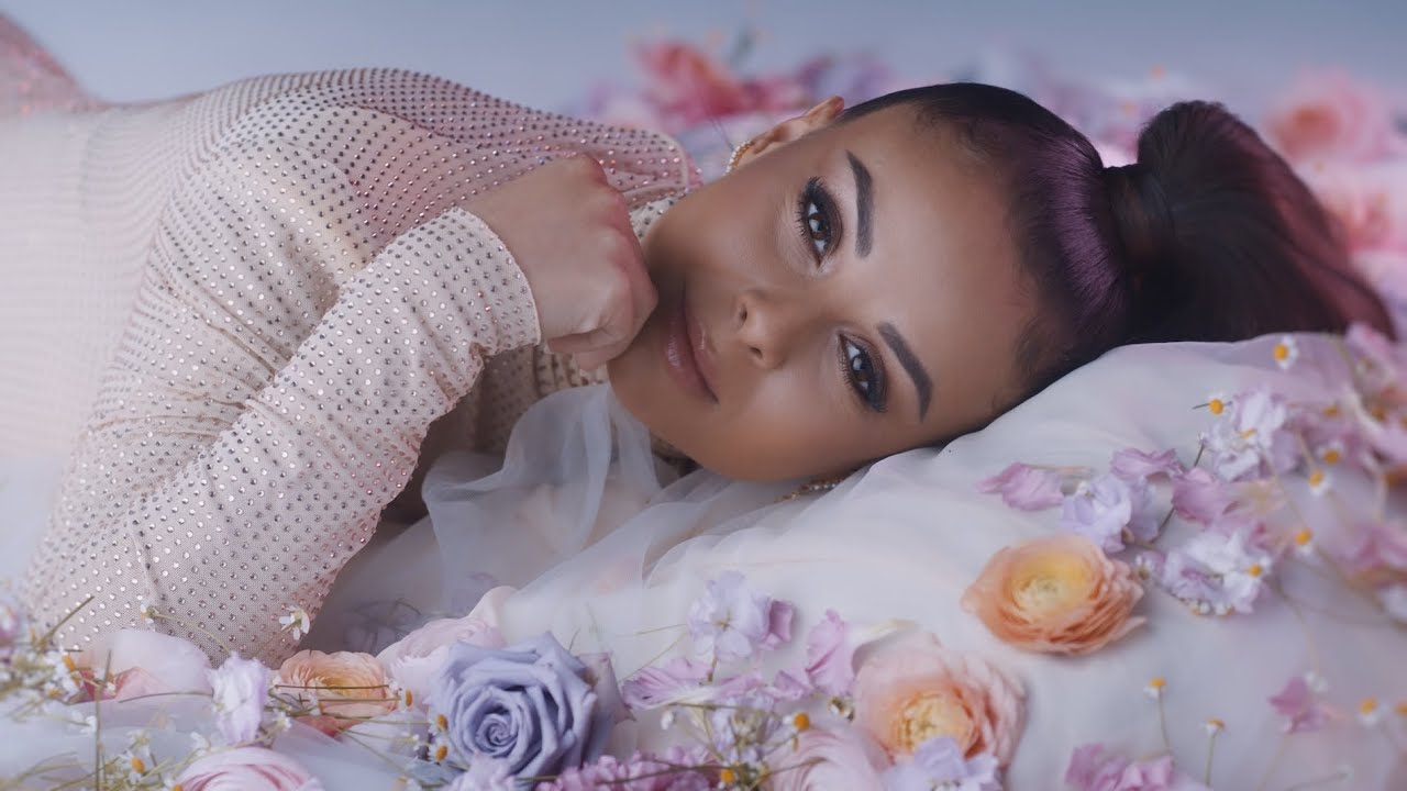 Monika Bag&aacute;rov&aacute; - Pl&aacute;n (prod. Tomi Popovič) |Official Video|