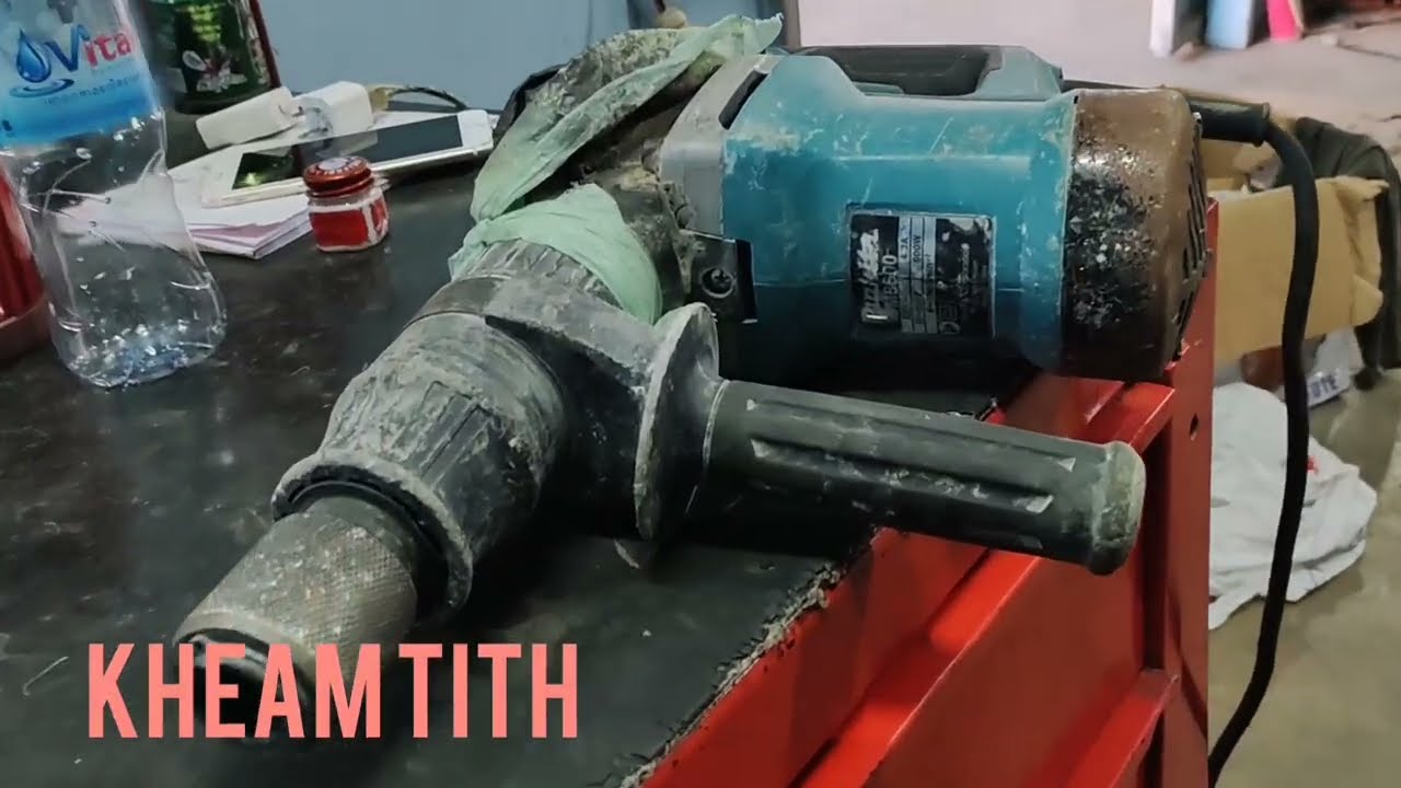 How to Repair Makita hemmer Drill M8600 VS HR1306