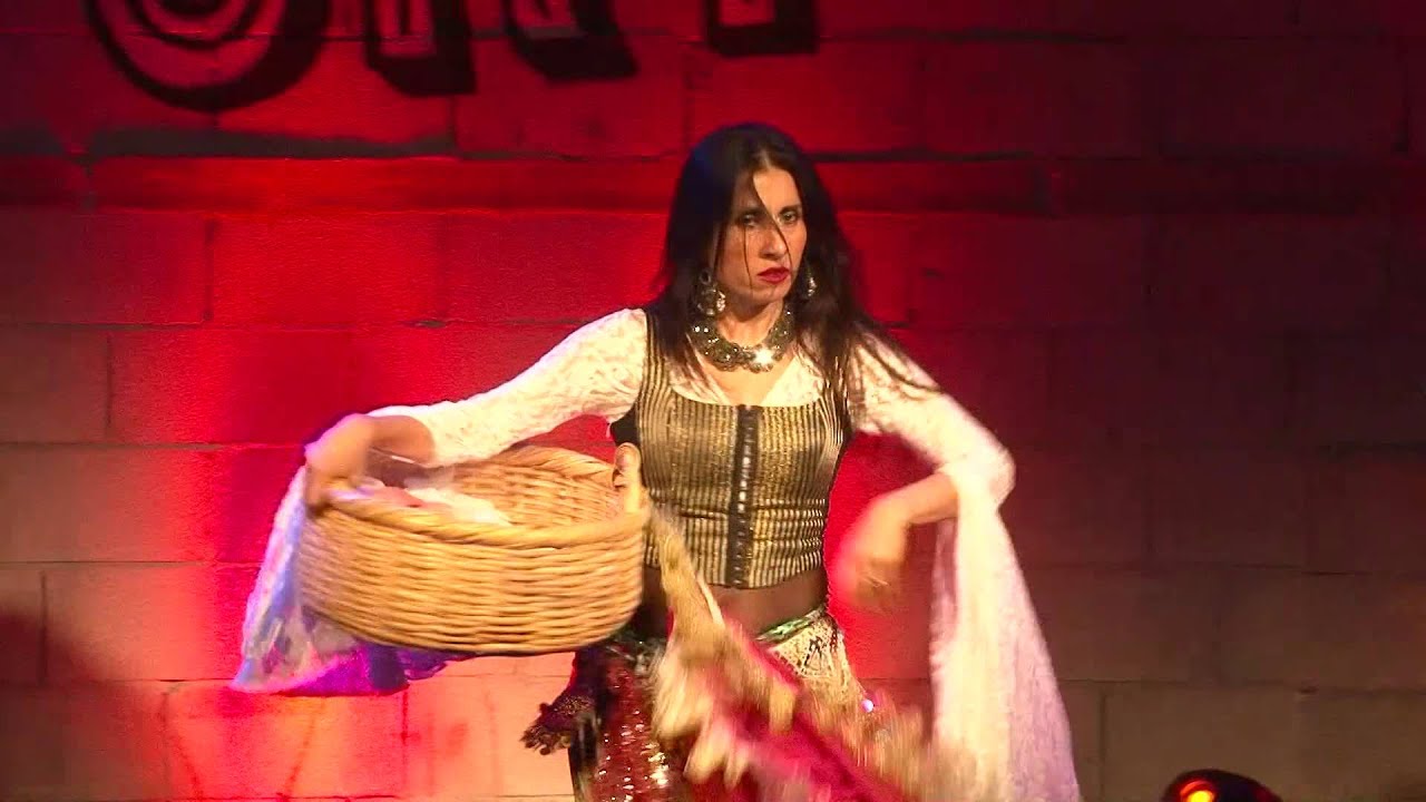 Turkish Kurdish gypsy dance - Nataly Dvir