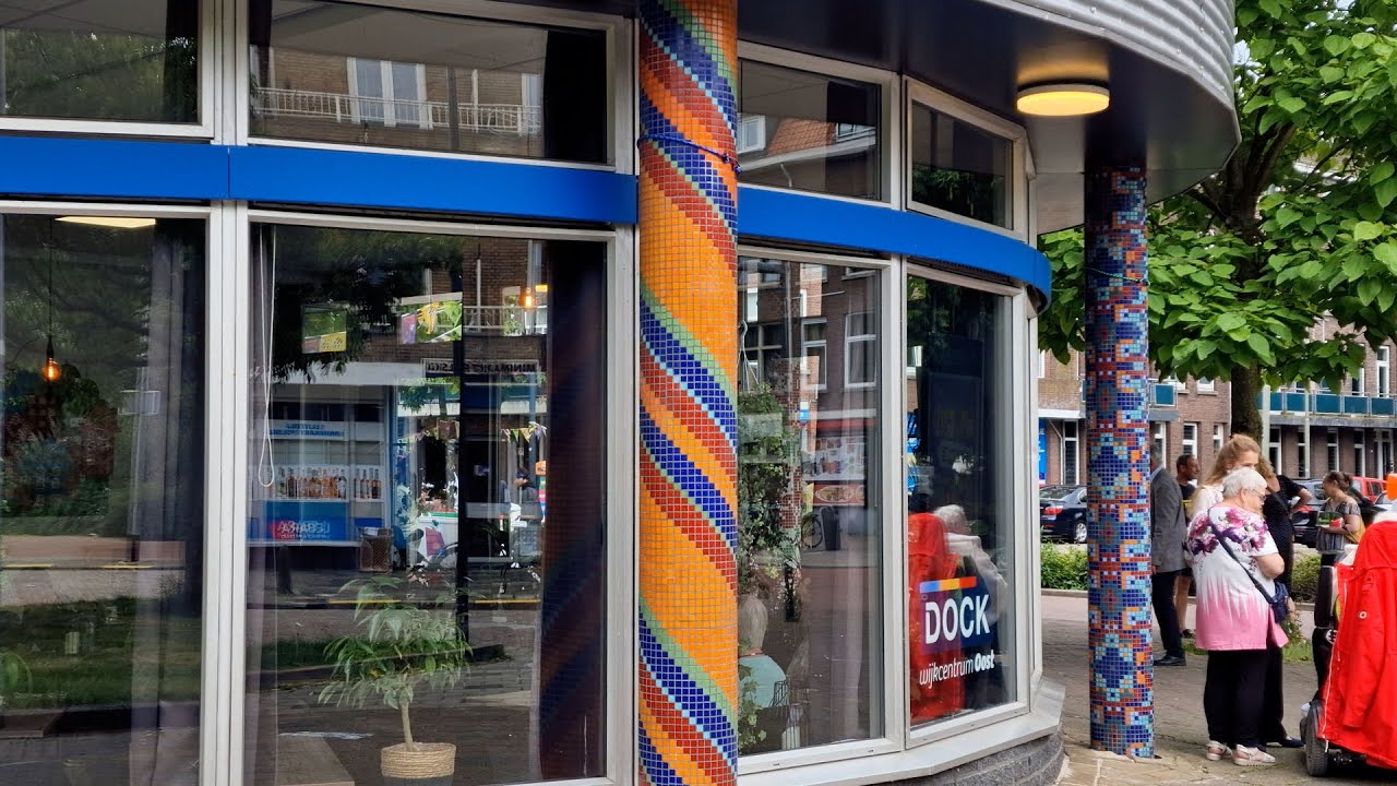 Wijkhuis Oost is vernieuwd met kunst en moza&iuml;ek: &lsquo;Moet van de buurt zijn&rsquo;