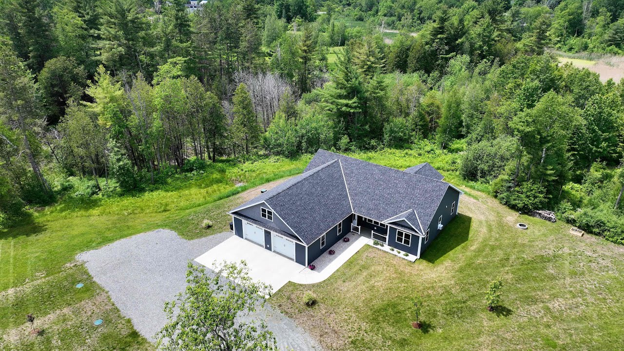 Modern Ranch Home in Northern Vermont - 165 Apple Field Lane, Derby Vermont