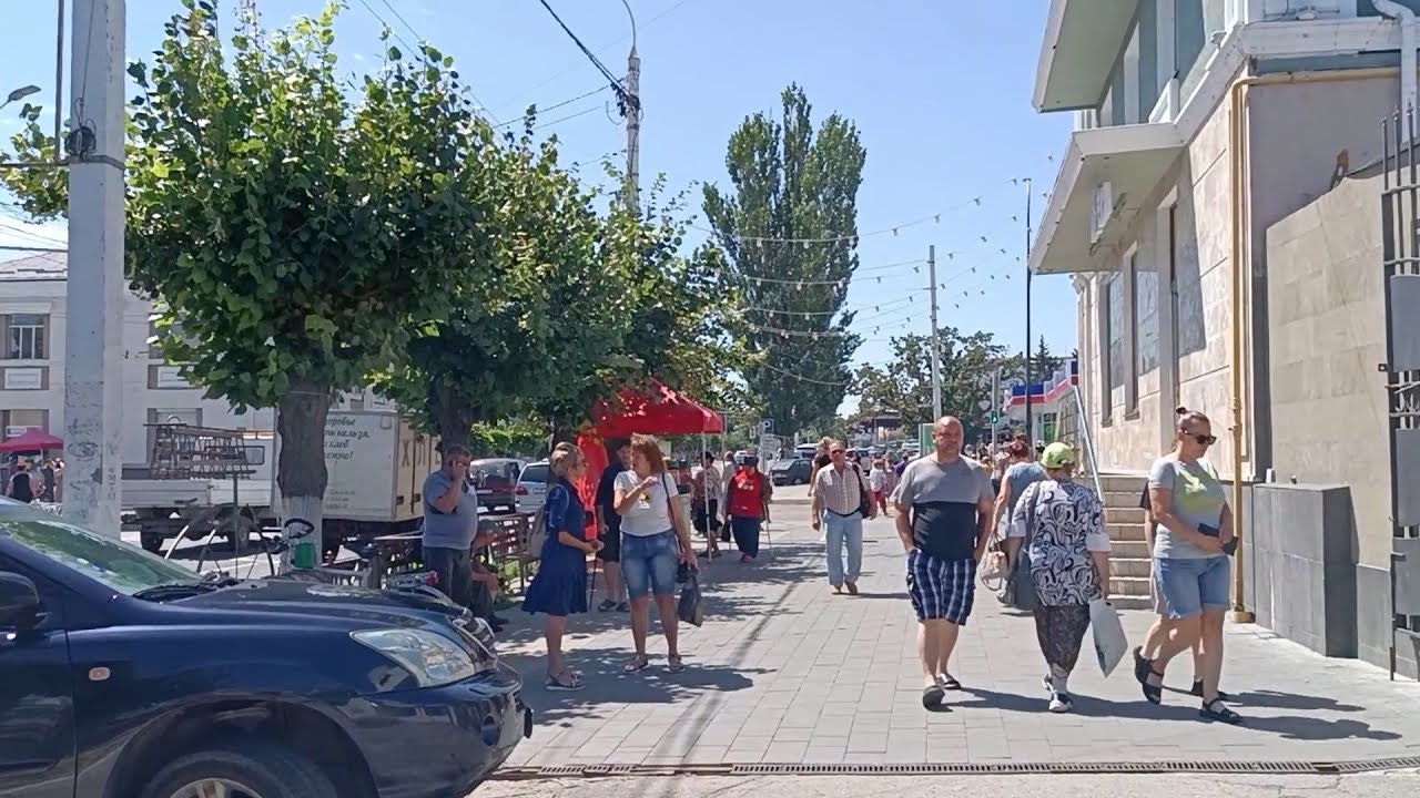 БЕНДЕРЫ ПРИДНЕСТРОВЬЕ ПОЛНО ТУРИСТОВ. ПРО ВСЁ ПО НЕМНОГУ  БЕНДЕРЫ ЛЮБИМЫЙ ГОРОД !КРАСИВАЯ НАБЕРЕЖНАЯ