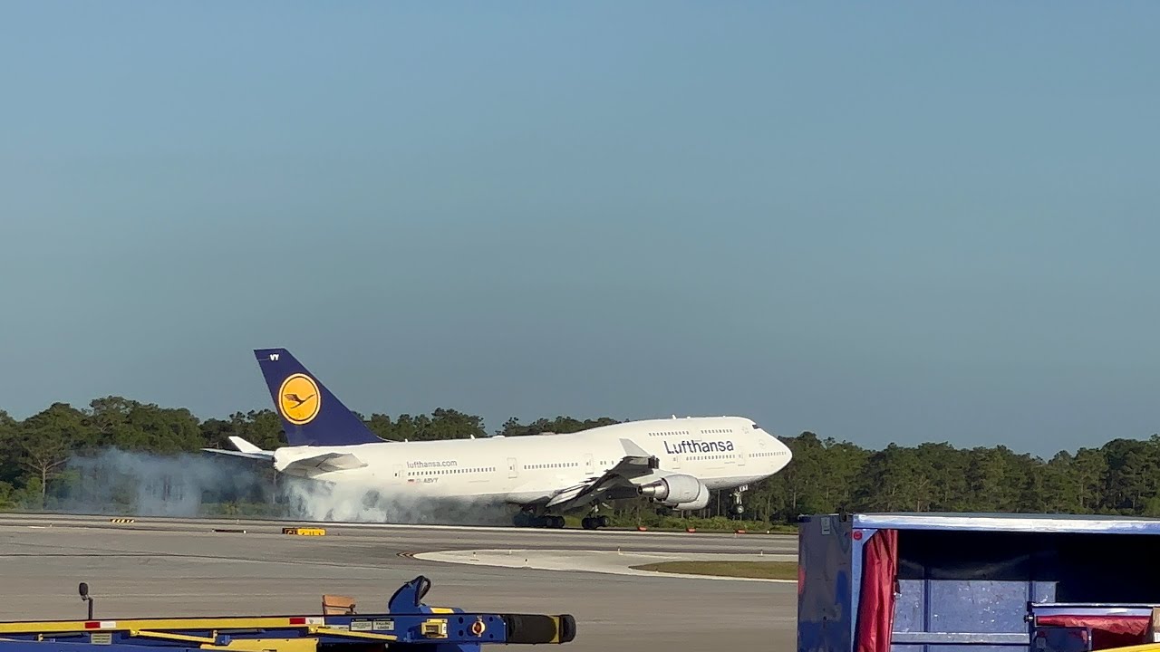 Majestic Arrival: Lufthansa Boeing 747-400 D-ABVY from Frankfurt Touches Down in Orlando, Florida!