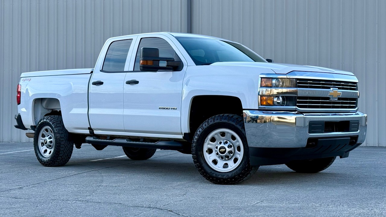2017 Chevrolet Silverado 2500HD 4WD Double Cab 144.2