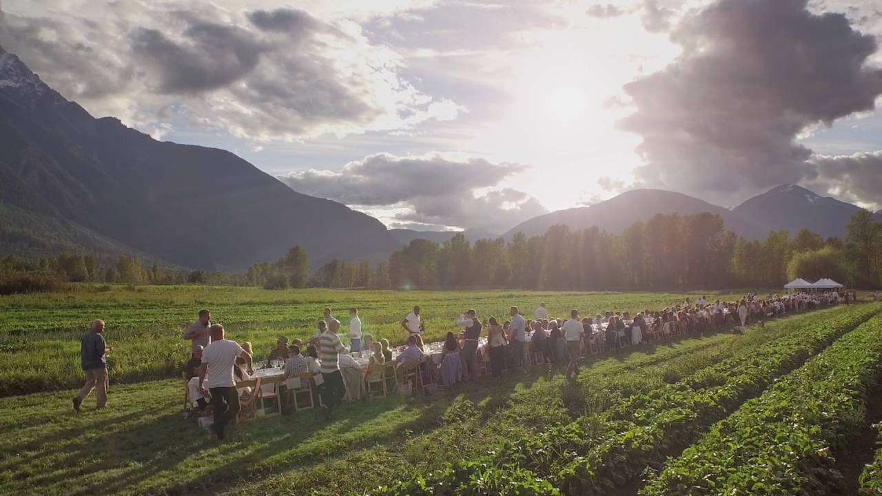 Araxi Longtable Dinner