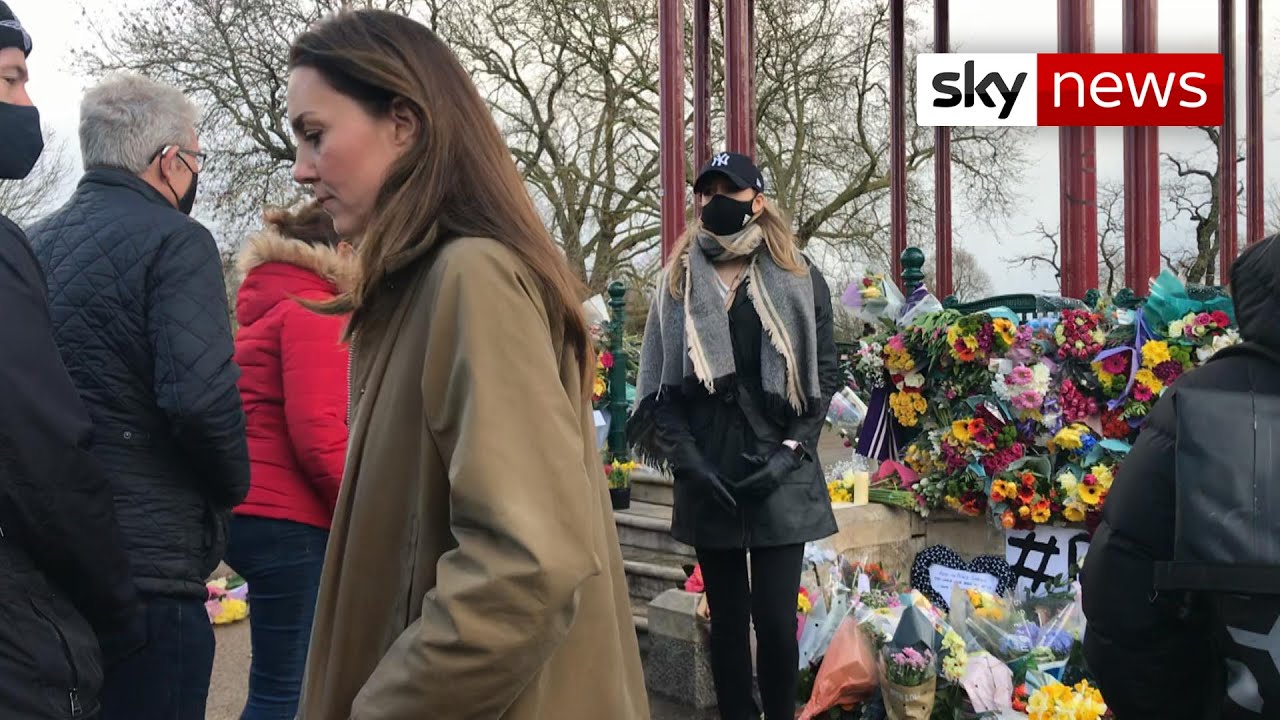Duchess of Cambridge pays tribute at Sarah Everard memorial site