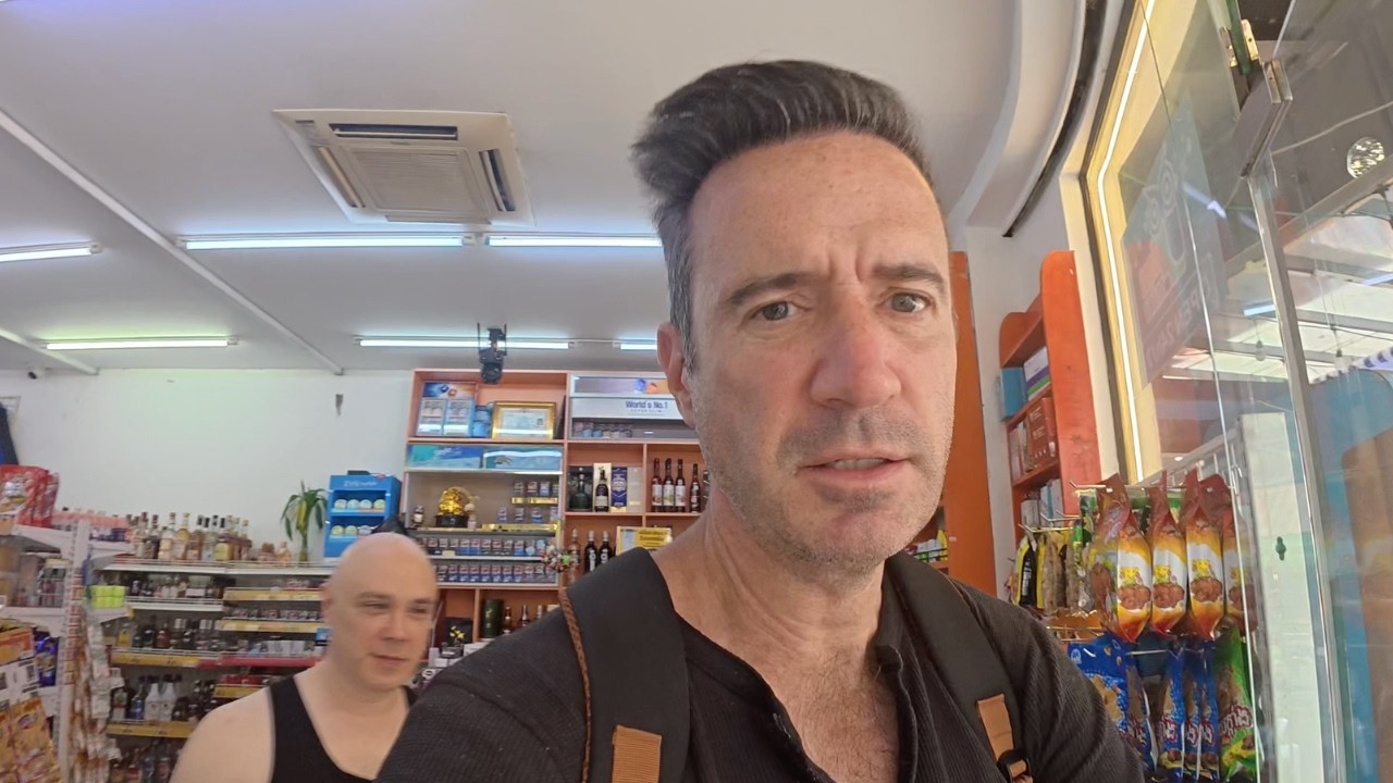🇰🇭 Boring Day Until I Met a New Friend