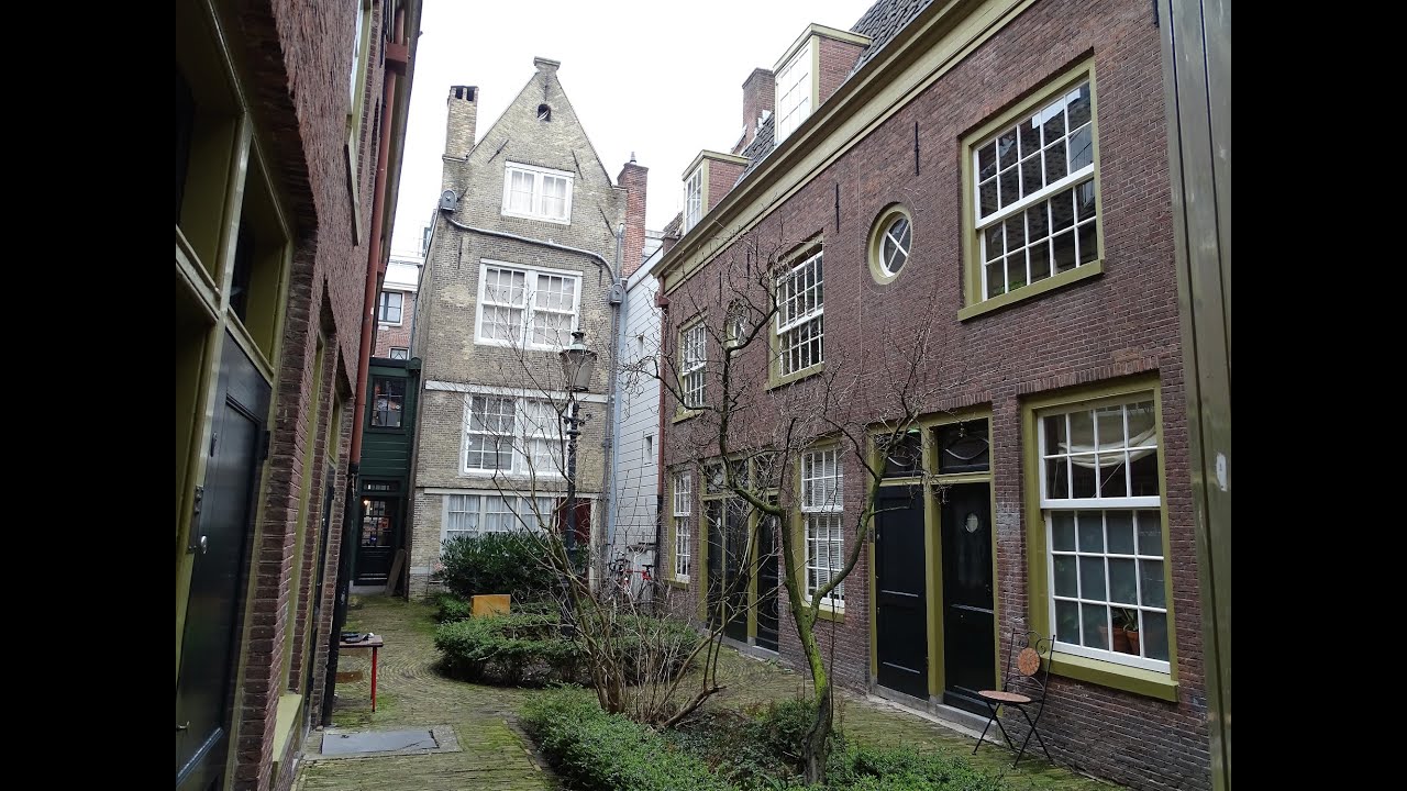 Hofjes van Amsterdam: Claes Claeszhofje - Jordaan / Amsterdam
