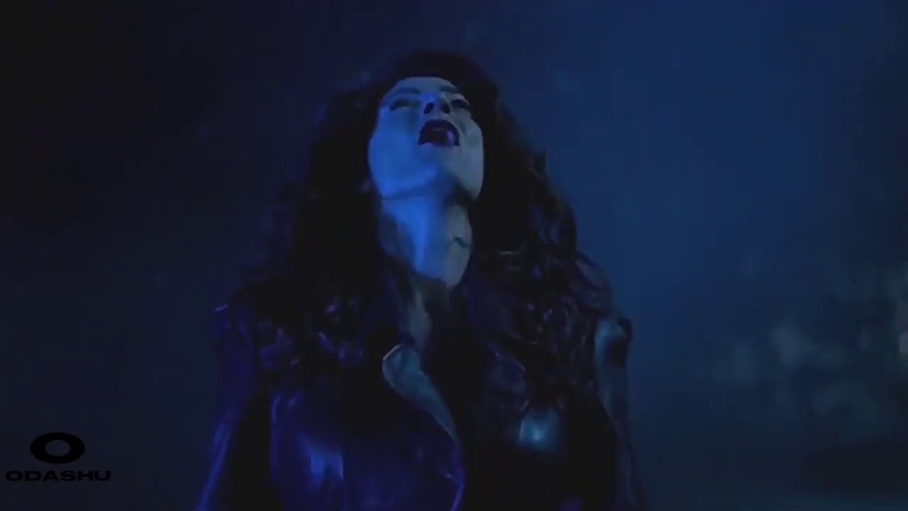 Lilith (Mary Wardwell) - Sweet But Psycho