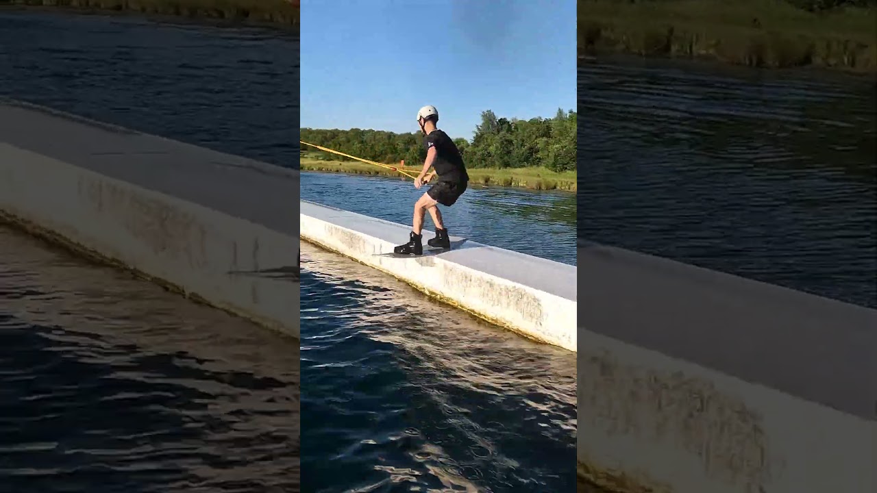 Wakeboarding Slider Heelside 900 Degree Spin!