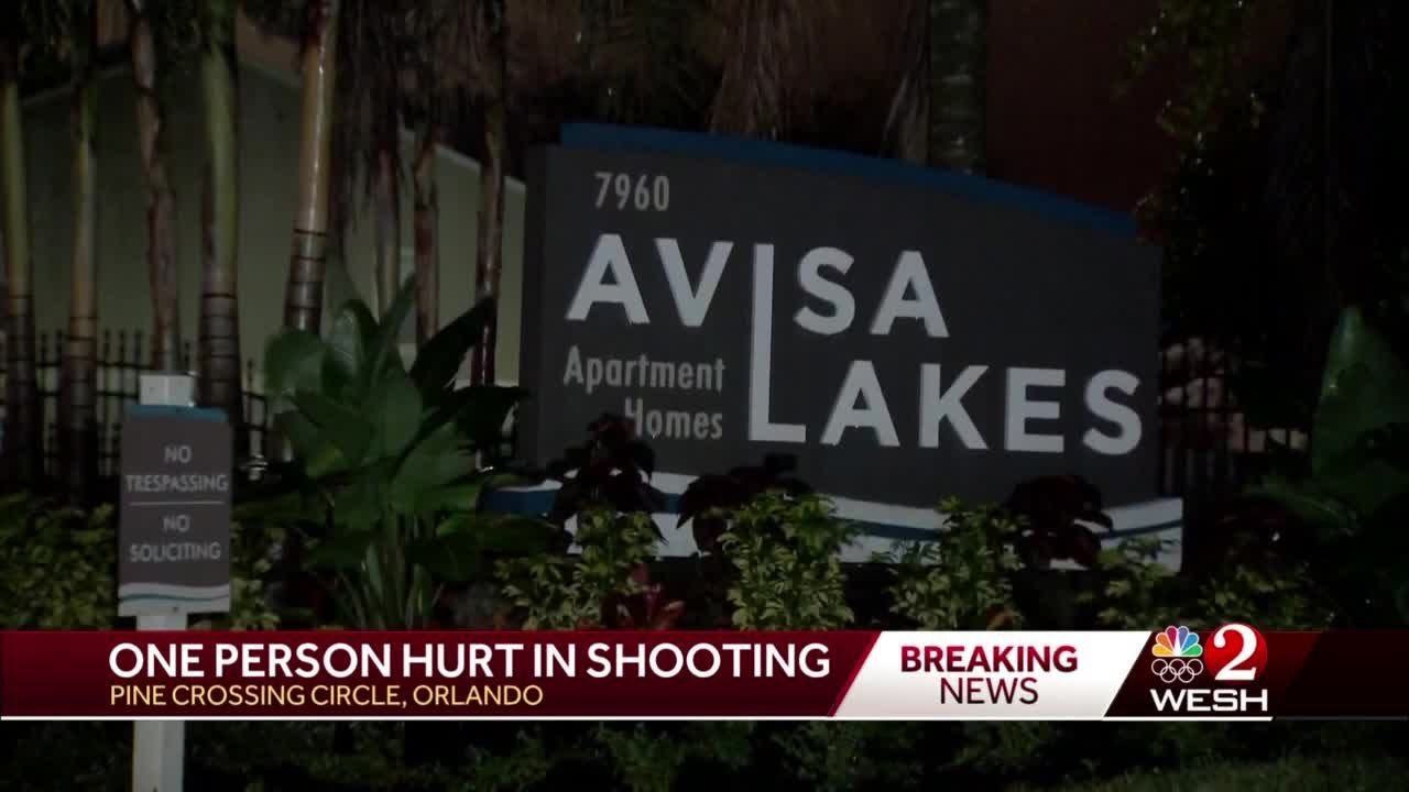 Orlando police searching for gunman after 28-year-old shot outside apartment complex