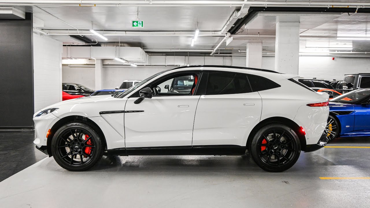 2022 Aston Martin DBX Bespoke - Revs + Walkaround in 4k HDR