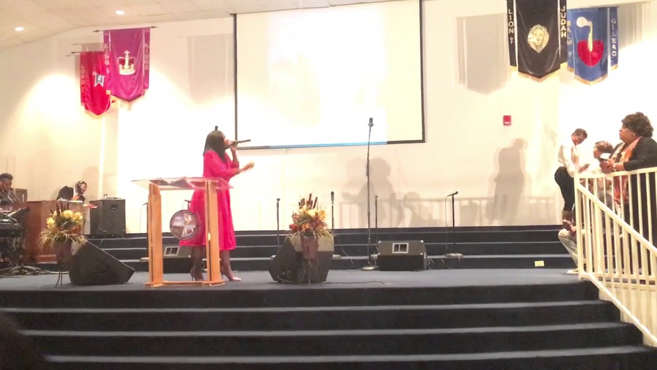 Latrice Ryan preaching the last Friday in 2016