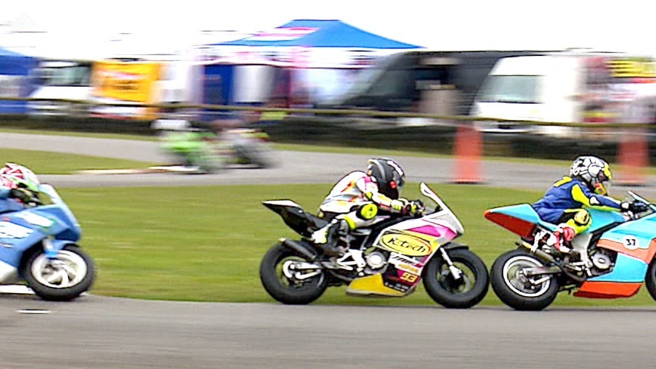 9 Yr Old RACE LEADER IN CRASH DRAMA! Cool FAB 2018 Rd 1, Pt 4 MiniGP50