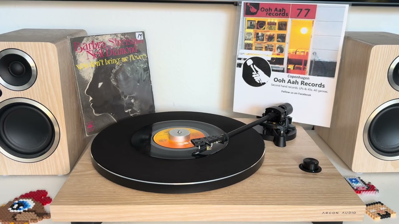 Barbara Streisand & Niel Diamond - You Don’t Bring Me Flowers.