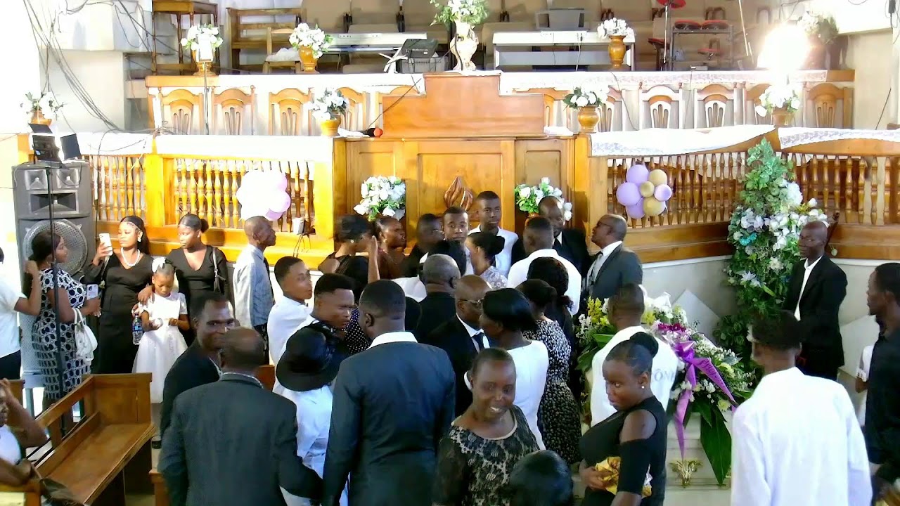 Cérémonie funéraire de Fils-Aimé Escaney / Eglise Adv Temple 2 / Cap-Haïtien