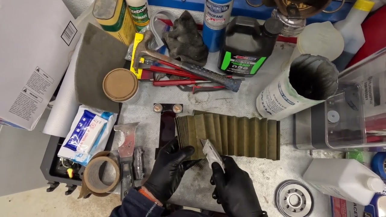 Inside Volvo VNL OEM Oil Filter, the good and the bad.