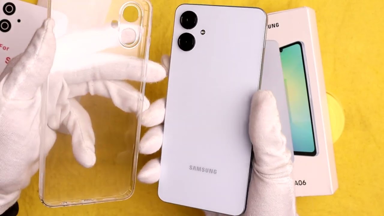 Samsung Galaxy A06 Phone Cover Installation