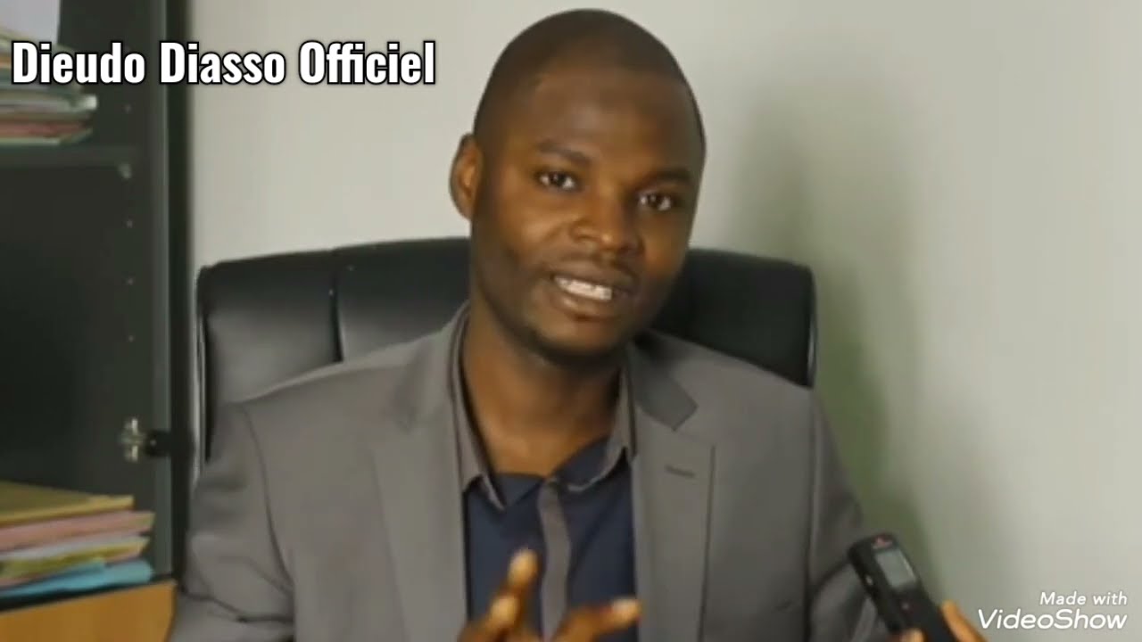 FR CEDRE KAMBAYI TÉMOIGNAGE CHOQUANT SA SA VIE ET DENONCE LES CHANTRES MAGICIENS AU MICRO DE  DIASSO