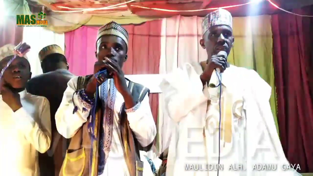 Malam Bashir Dandago ya kara sababbin baituka acikin Qasidarsa ta Sannu uwar Sharifai (FADIMATU)